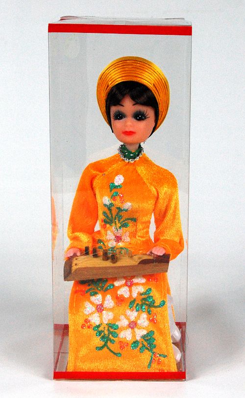   Vietnamese Doll Beautiful Dress Dan Tranh Zither New Vietnam FS06