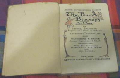 BUSY BROWNIES AT WORK 1913 ISOBEL DAVIDSON ANTIQUE BOOK CHILDRENS 