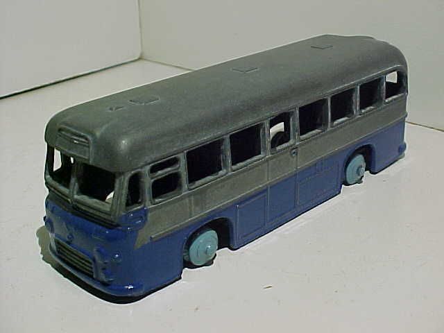 Dinky 283 Bus BOAC Coach Repainted For Restauration Used Diecast 1/76 