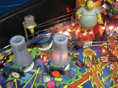 SIMPSONS PINBALL PARTY ARCADE PINBALL MACHINE by STERN    