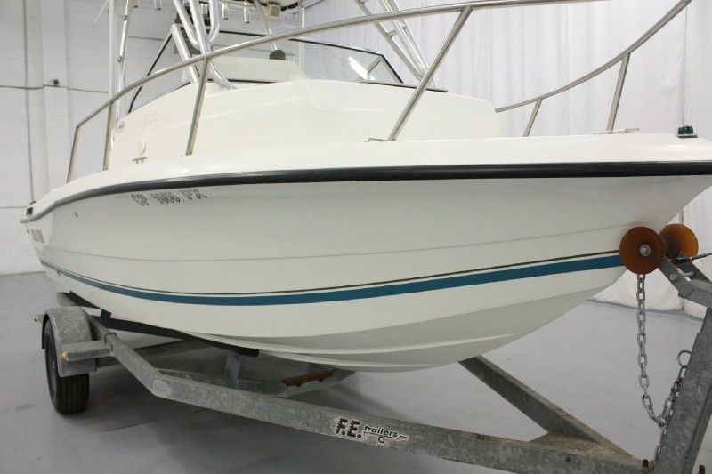 PRO 190WA CENTER CONSOLE CABIN FISHING BOAT 2002 SEA PRO 190WA CENTER 