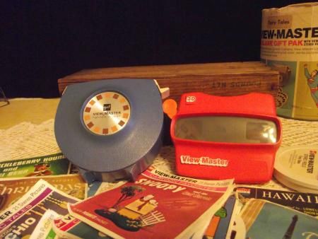 VINTAGE VIEW MASTER LOT 2 VIEW MASTERS LIGHTED + REELS CASPER HULK 