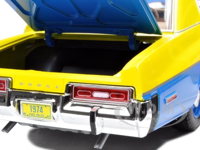 1974 DODGE MONACO POLICE NEW YORK STATE POLICE 1/18  