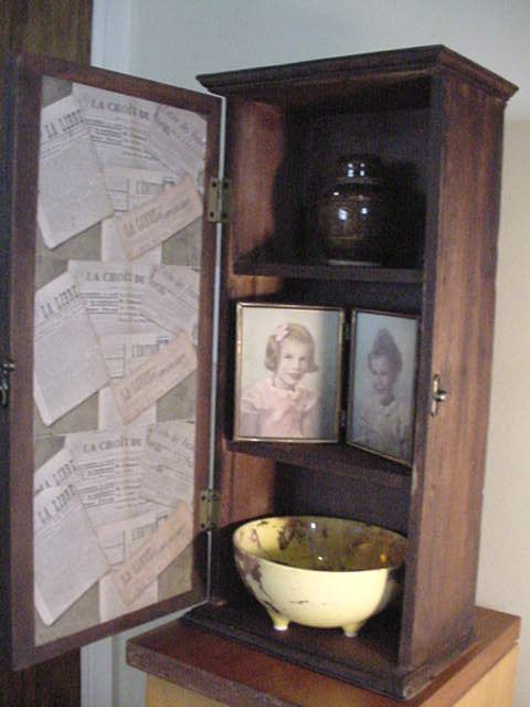   ,CABINET,Mirror,Chest,Storage,ORGANIZER,Paris,France,Newspaper  