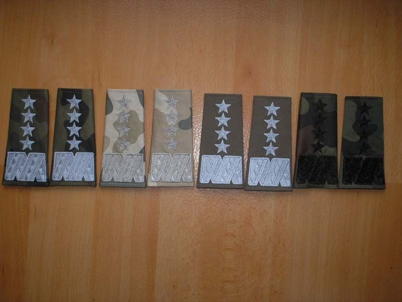 THE POLISH GENERAL’S RANK INSIGNIA ARMY. ALL SET. POLAND.  