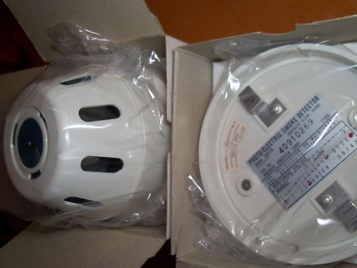 HOCHIKI SLG 24 PHOTOELECTRIC SMOKE DETECTOR Fire Alarm  