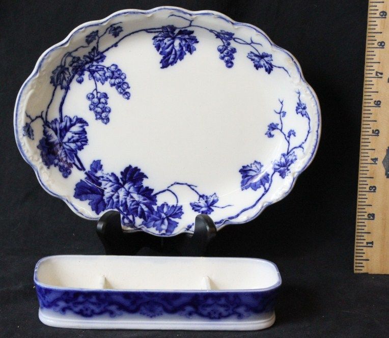 L183 JOHNSON BROS 1910s SEMI PORCELAIN FLOW BLUE WARWICK JB B BERRY 