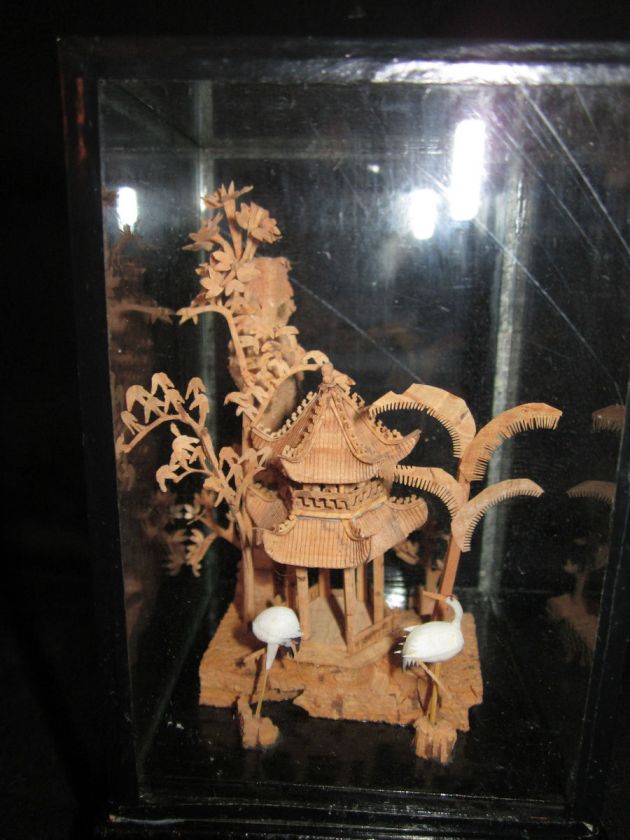 NEW ORIENTAL CHINESE HAND CARVED CORK SCENE MINIATURE PAGODA GLASS 