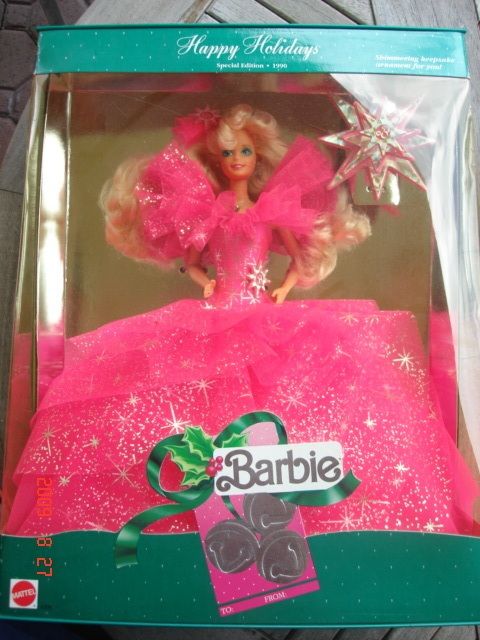 1990 HOLIDAY BARBIE *NEVER OPENED**NMINT*  