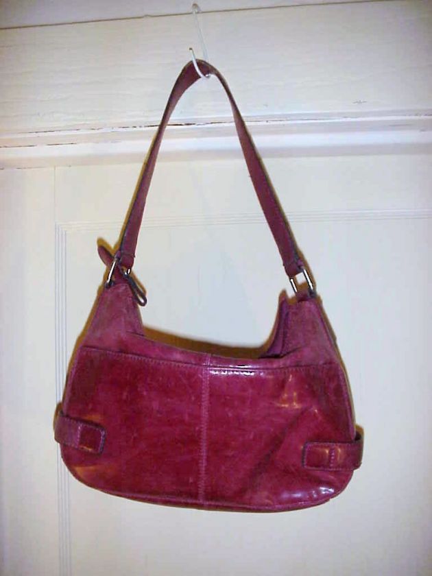 RED LEATHER SHOULDERBAG HANDBAG by RELATIVITY Cute bag  