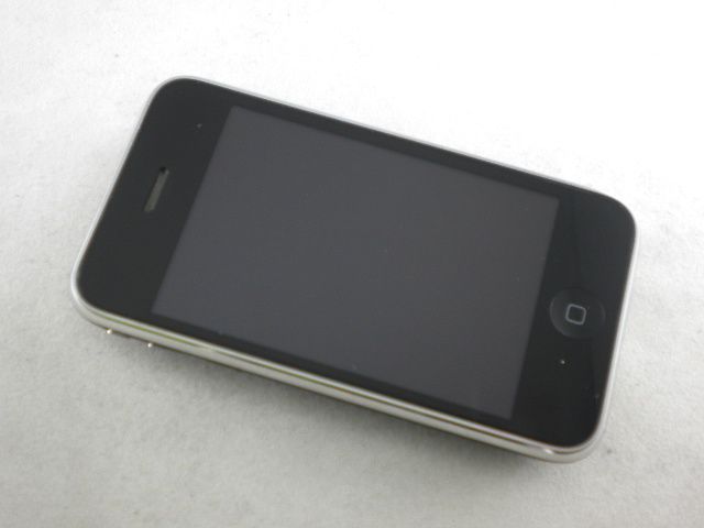 APPLE IPHONE 3G 8GB BLACK UNLOCKED AT&T T MOBILE GSM ANY SIM 