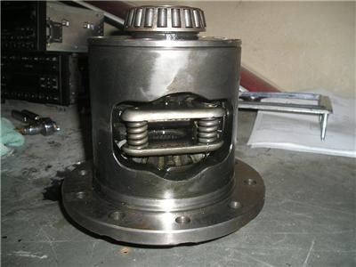 GM 8.5 POSI CARRIER 10 BOLT 30 SPLINE CAPRICE SERIES 3  