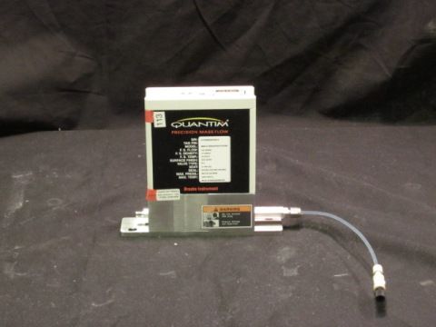 BROOKS INSTRUMENTS QUANTUM precision MASS FLOW METER  