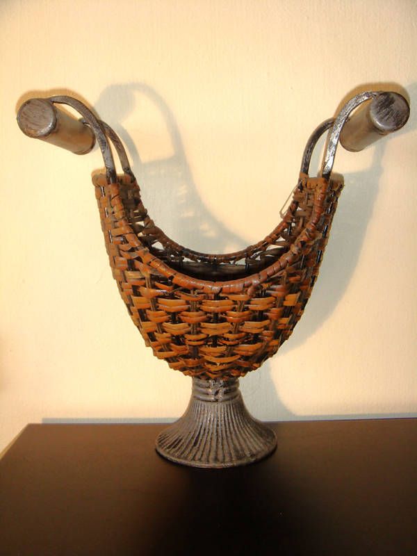 DESIGN DECORATIVE BASKET Metal & Straw NEVER BEEN USED  