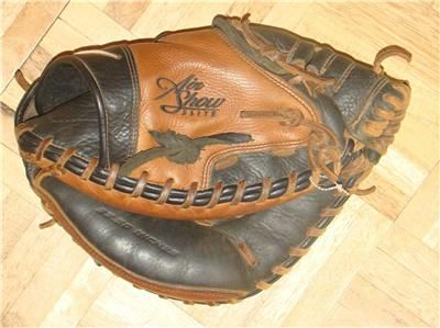 Nike Air Show Elite Baseball Softball 33.5 Catchers Mitt Glove R Hand 