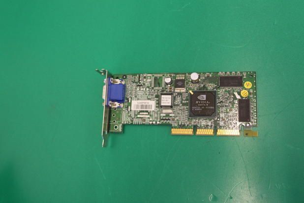 NVIDIA 16MB VGA CARD 3902A585  