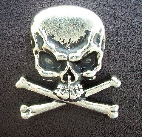 METAL SKULL & CROSSBONES CASTING W RIVET 1 X 1 6 pcs  