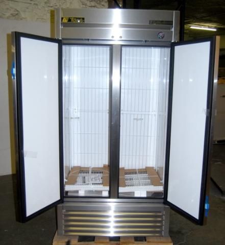 True Commercial 35 Cubic Ft Reach In Solid Door Freezer T 35F  