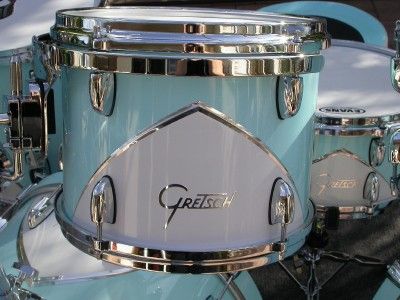 SUPER COOL NEW GRETSCH 57 RENOWN 10 RACK TOM in MOTOR CITY BLUE 