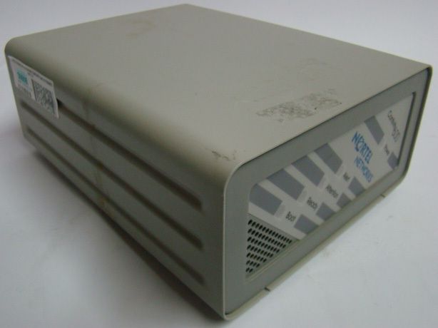 NORTEL PHONE PBX NETWORK CONTIVITY 600 EXTRANET SWITCH  