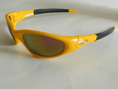 Vintage 1996 97 Yellow Oakley Straight Jacket Sunglasses Iridium Lens 