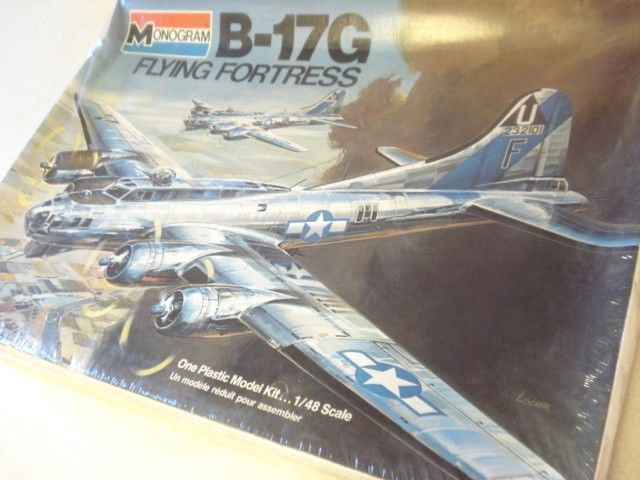   17 FLYINGFORTRESS PLASTIC MODEL AIRPLANE KIT ** 148 SCALE **sealed