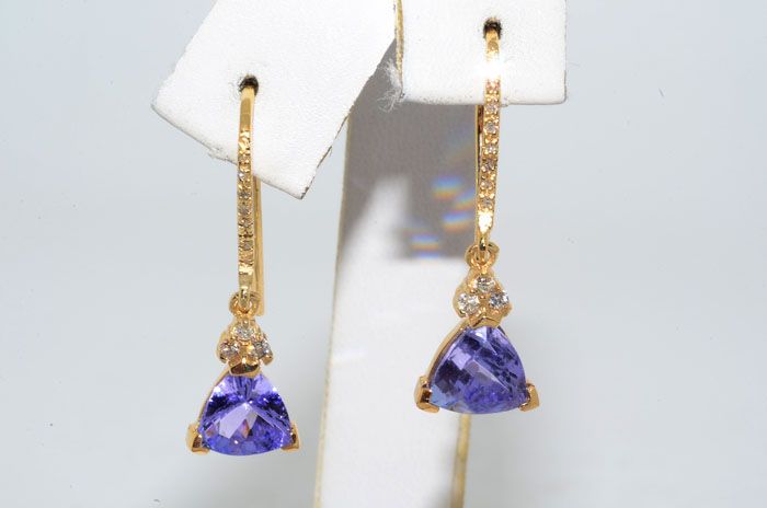 4,000 2.19CT TANZANITE & DIAMOND DANGLE EARRINGS WONDERFUL  