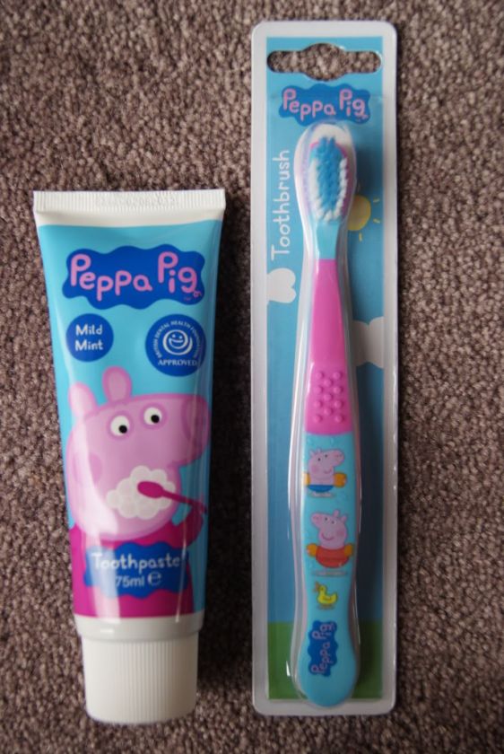   DENTAL TOOTHBRUSH & TOOTHPASTE SET SLEEPOVER/TRAVELLINGNEW  